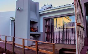 Gaiaqua Guesthouse